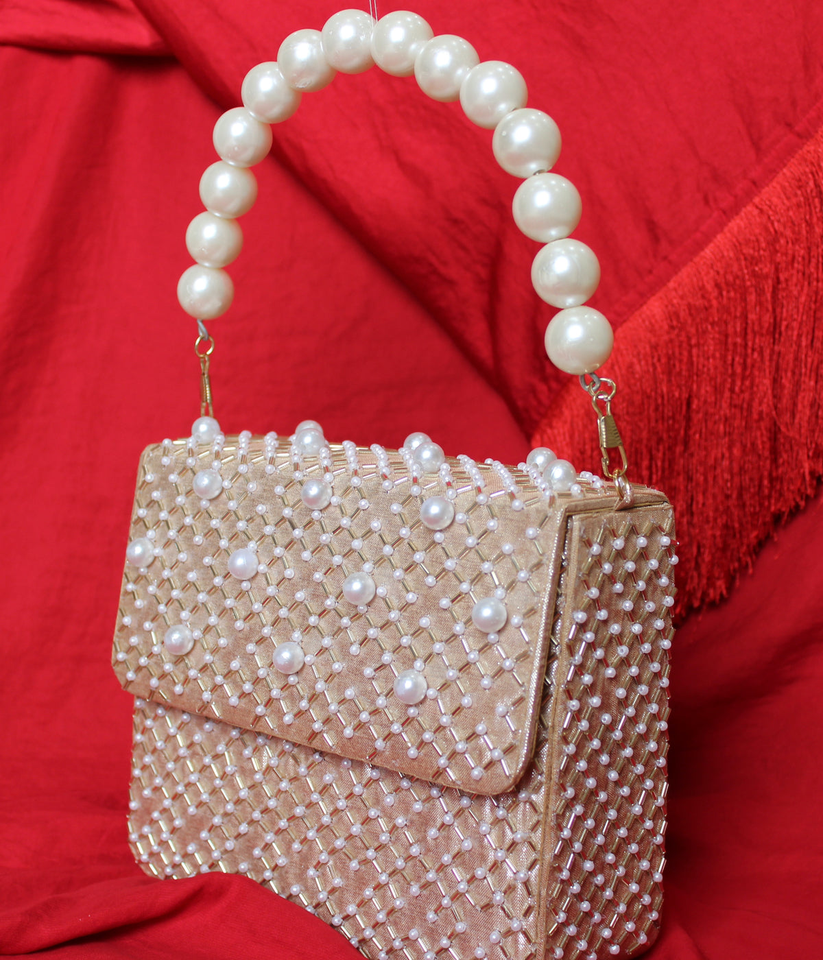 PEARL SHIMMER PURSE WITH HANDLE