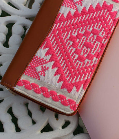 BOLD PINK WALLET