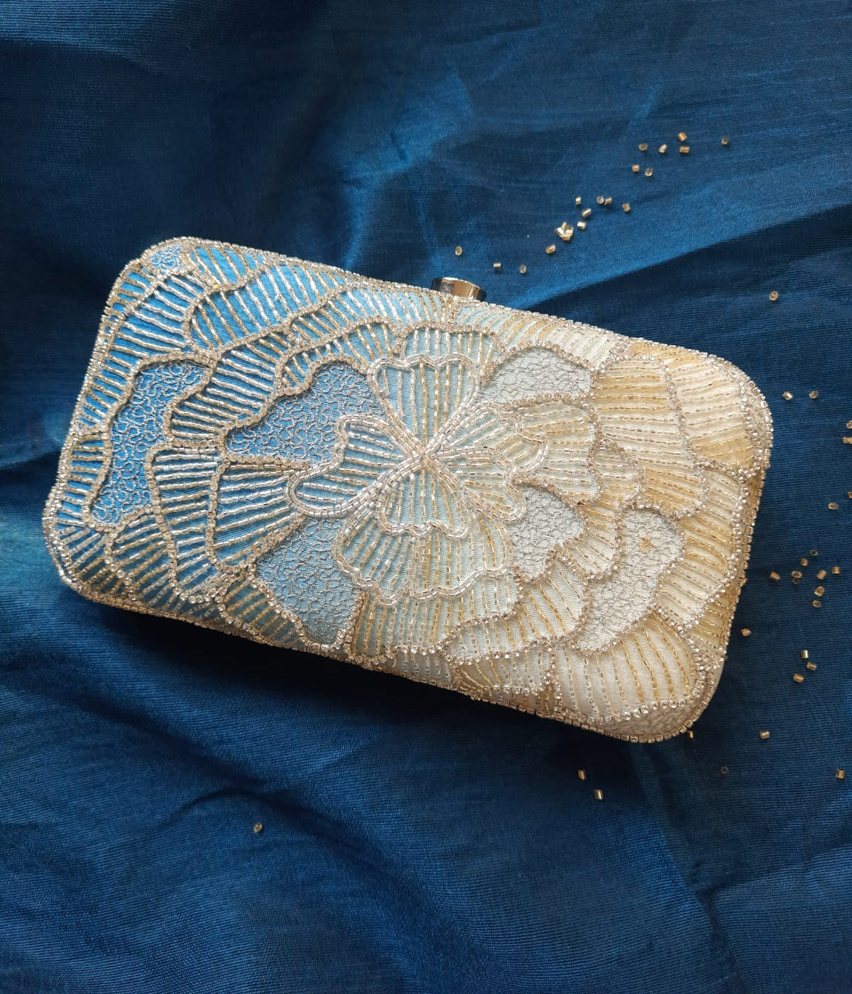 SAPPHIRE OMBRE GIANT FLOWER CLUTCH BAG